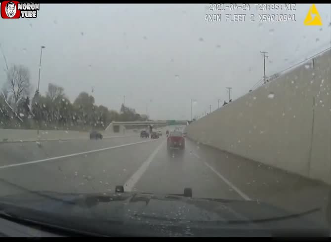 Video :In one day, he records himself live as he is involved in five police pursuits!